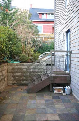 1046b_Guest_57