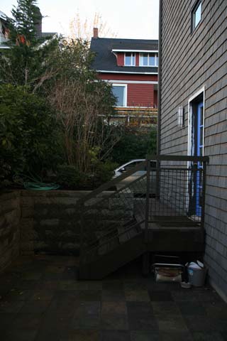 1046b_Guest_58