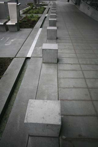 1056_zExt_08