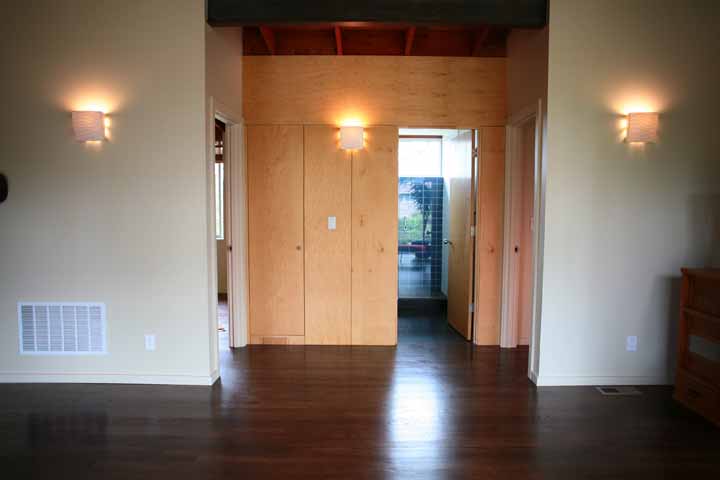 E_Upstairs_18