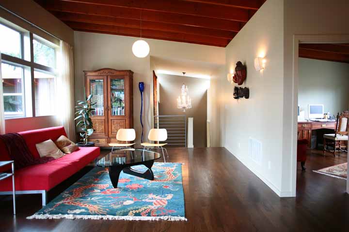 E_Upstairs_19